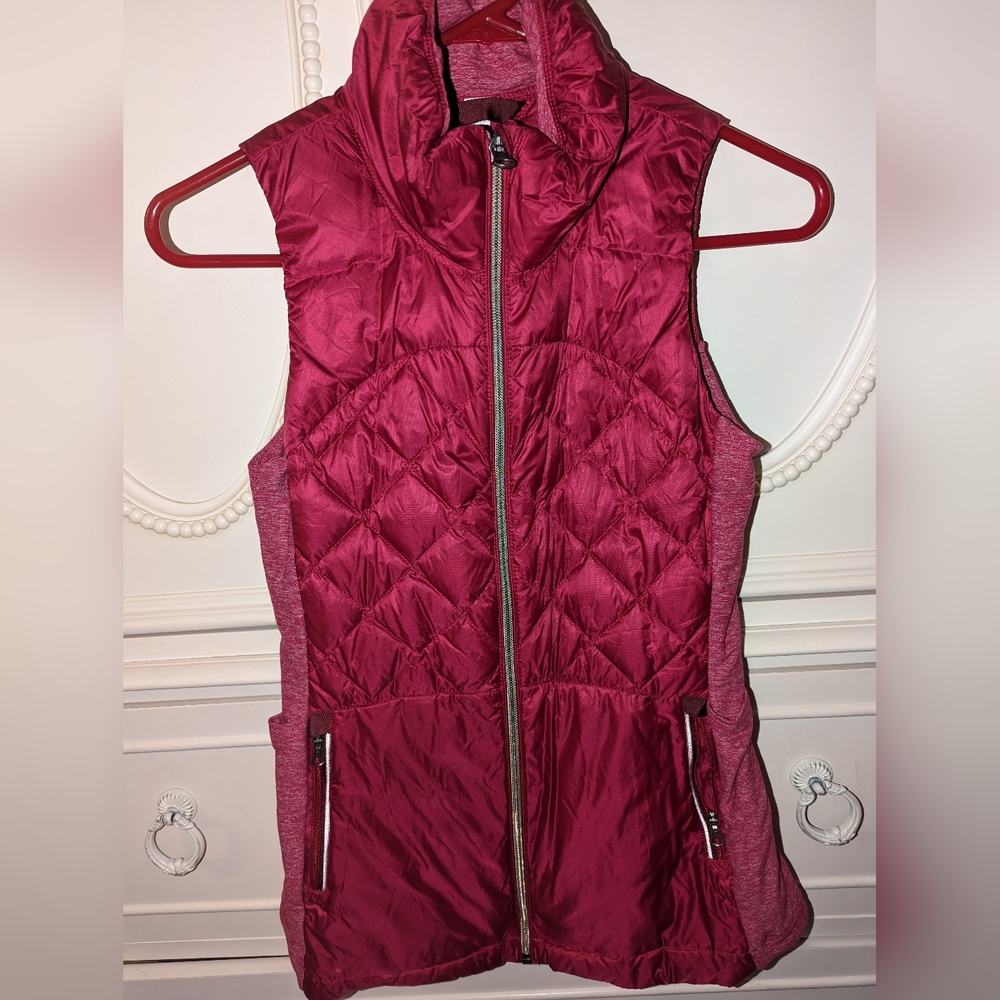 Lululemon vest